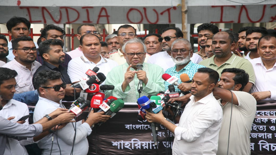 কেন বিশ্ববিদ্যালয়ে এই অরাজক পরিস্থিতি প্রশ্ন রিজভীর