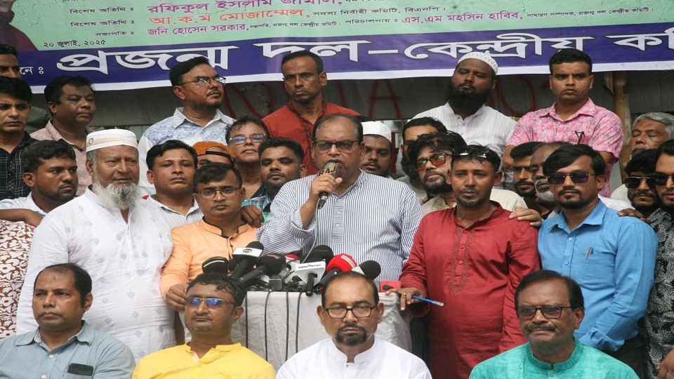 ষড়যন্ত্রকারীরা নির্বাচন ঠেকাতে পারবে না:দুদু