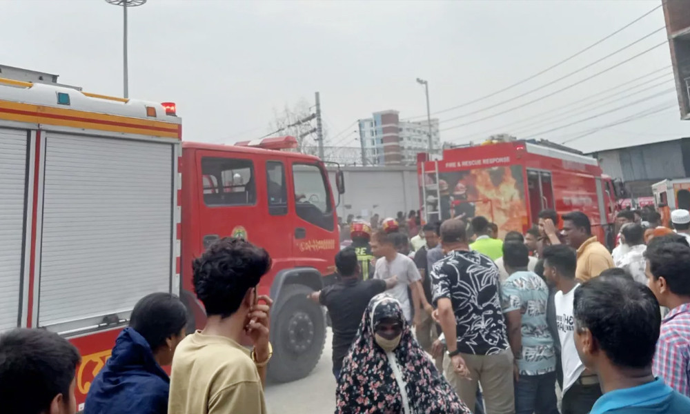 বিমান বিধ্বস্তে নিহত ১, সিএমএইচে ৪ জনকে ভর্তি