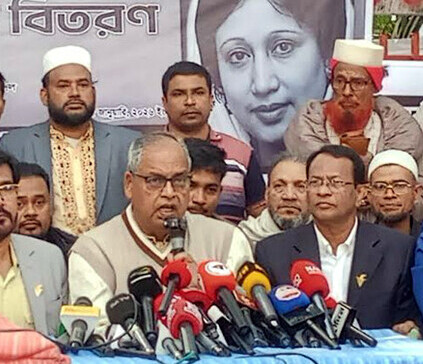 নির্বাচনে ব্যত্যয় ঘটলে গণতন্ত্র হুমকিতে পড়বে: দুদু