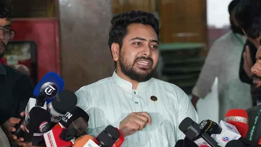 সরকারই ঠিক করবে হাসিনাকে কখন আনবে:নাহিদ