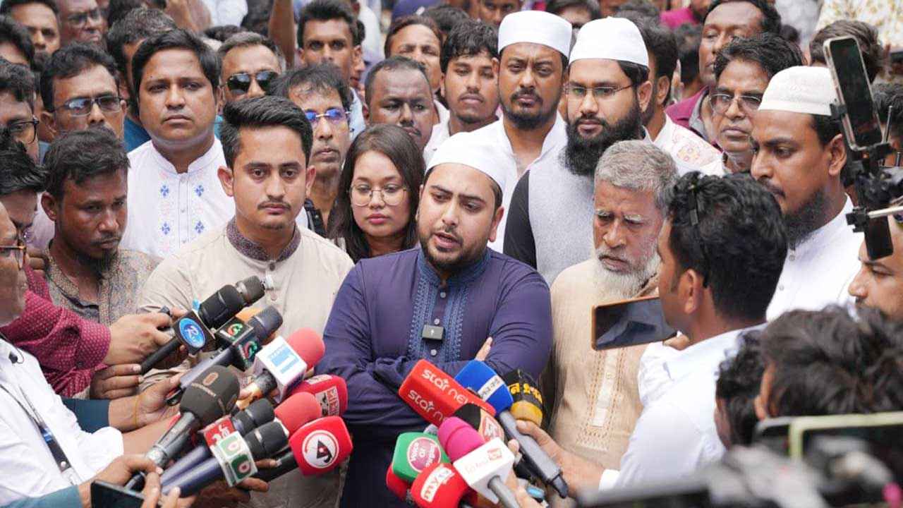 গণভোটের রায় উপেক্ষিত: নাহিদ