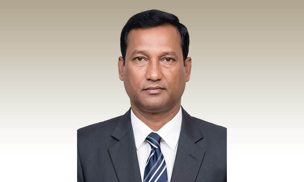 অভিযোগের মধ্যেই পদোন্নতির অপেক্ষা