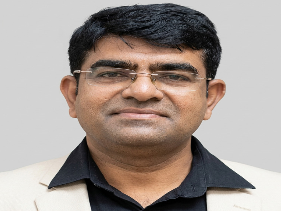 আসামি হয়েও বহাল তবিয়তে পান্না বিশ্বাস