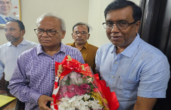 বিএনপির ভারপ্রাপ্ত মহাসচিবকে ফুলেল শুভেচ্ছা